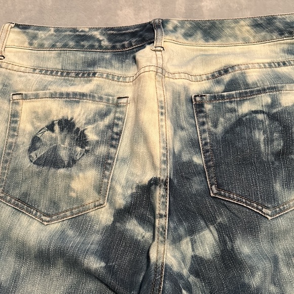 Chico’s Tie-Dye Crop Jeans - Picture 4 of 7